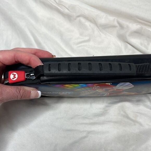 Mario Kart 8 Deluxe Carrying Case Nintendo Switch protective travel Case. - Picture 8 of 9